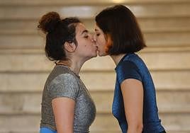 Una escena de la pieza 'Nire irudia zure haragian'.