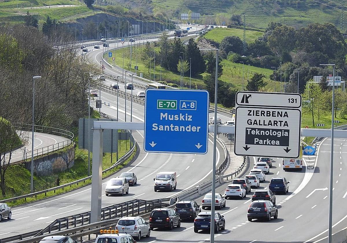 Las aglomeraciones se están produciendo entre Santurtzi y Zierbena.