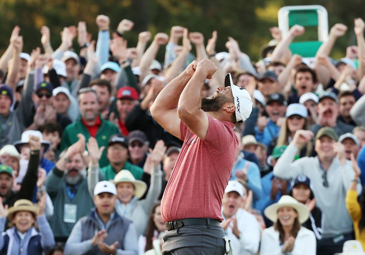 Rahm celebra el triunfo en Augusta.