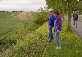 Imagen de los terrenos en disputa, con la marca del inicio de las obras de la Ronda Sur.