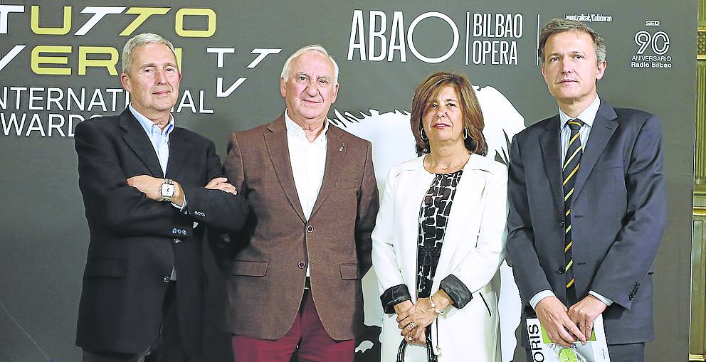 Txema Villate, Txema Bilbao, María Luisa Molina y Abel López de Aguileta. 