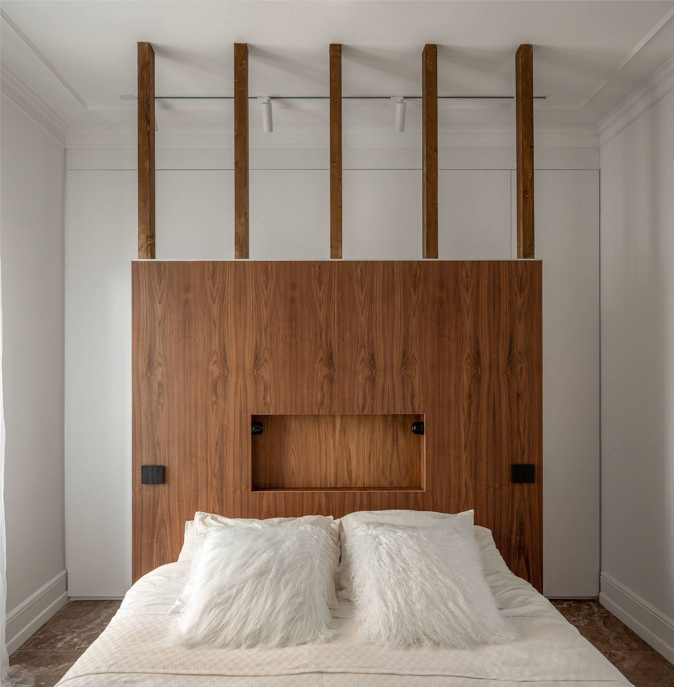 De despacho a piso de lujo: el hogar clásico (pero moderno) de un interiorista en Bilbao