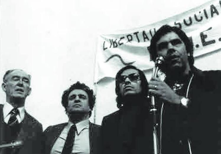 Benigno Bascaran, Enrique Múgica, Alfonso Guerra y Felipe González.
