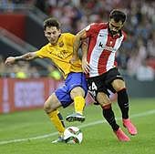 Balenziaga, el lateral comprometido