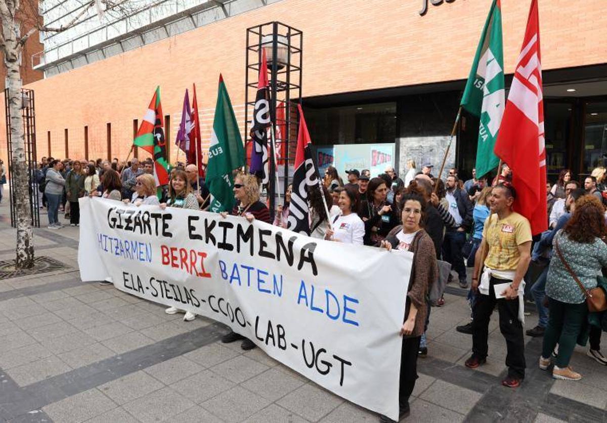 Los sindicatos mantienen la huelga el 25 en los colegios religiosos ante el «inmovilismo» de las patronales