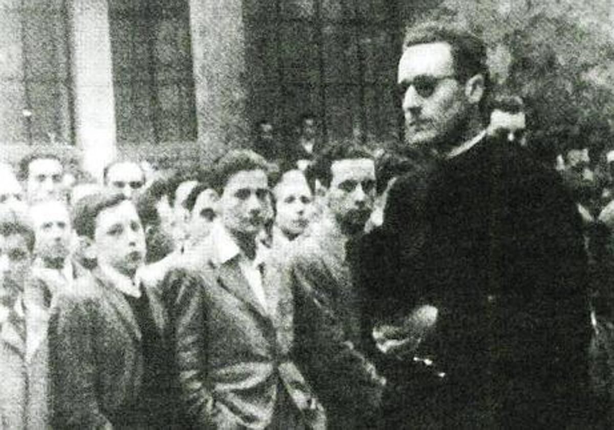 José María Arizmendiarreta, durante una procesión de Semana Santa.