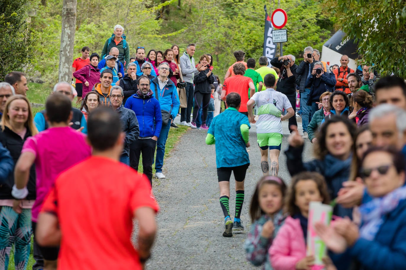 Medio millar de corredores se dan cita en la Vitoria-Estíbaliz