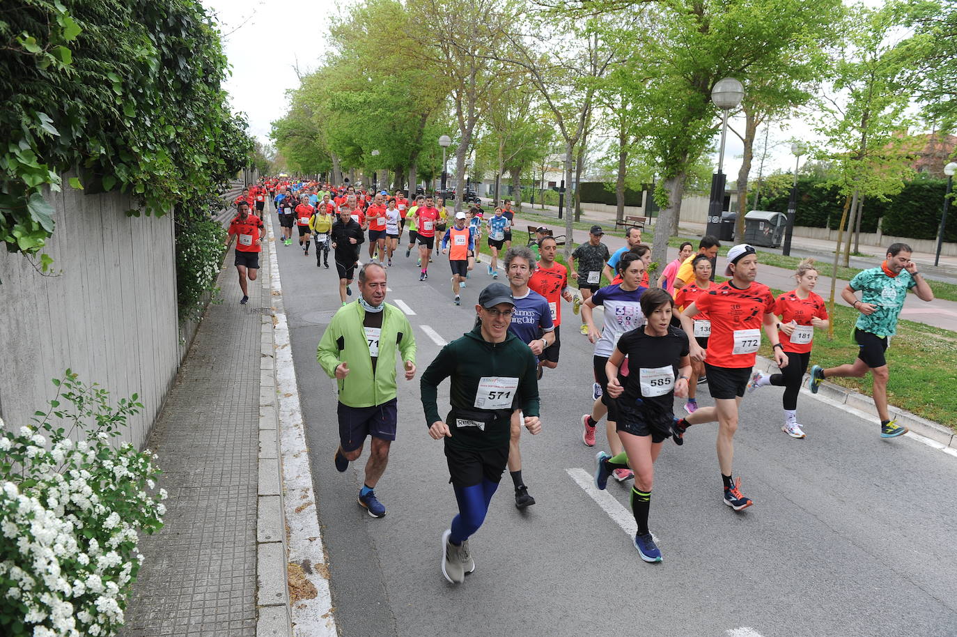 Medio millar de corredores se dan cita en la Vitoria-Estíbaliz