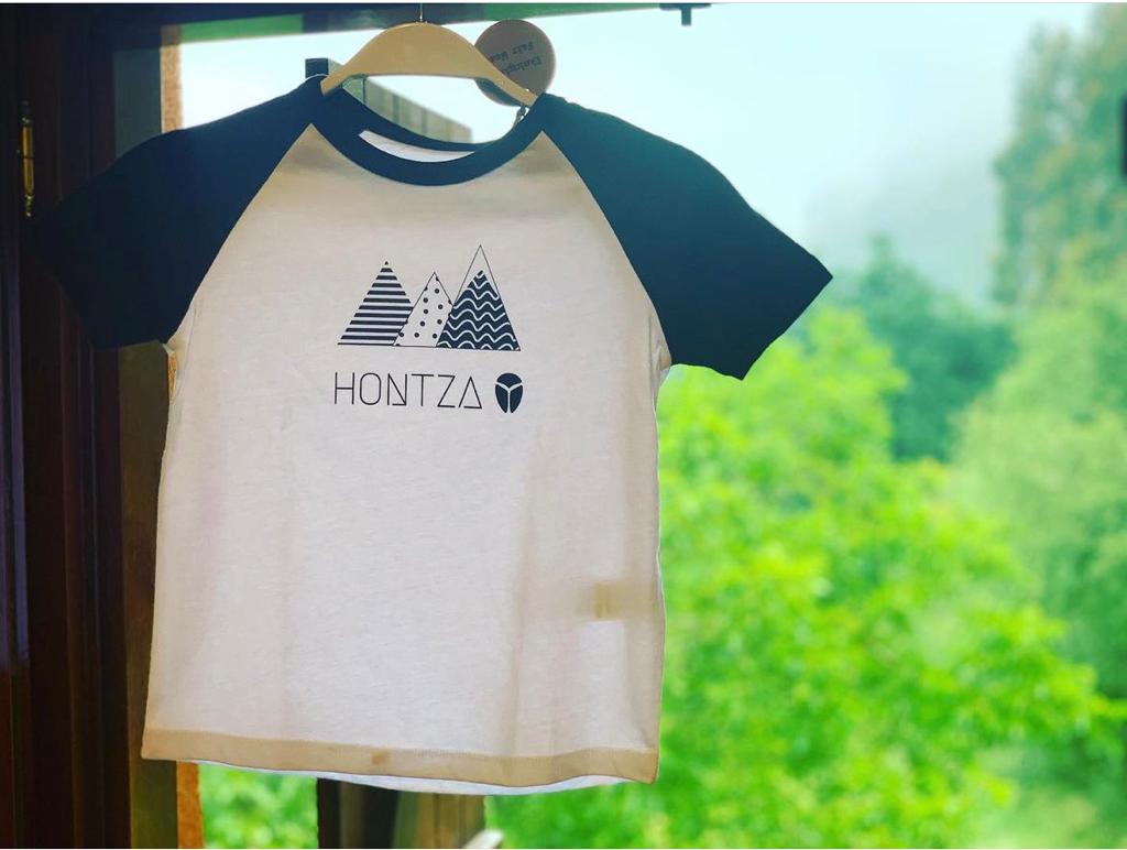 Hontza, la firma vasca de moda sostenible que triunfa hasta en Tarifa