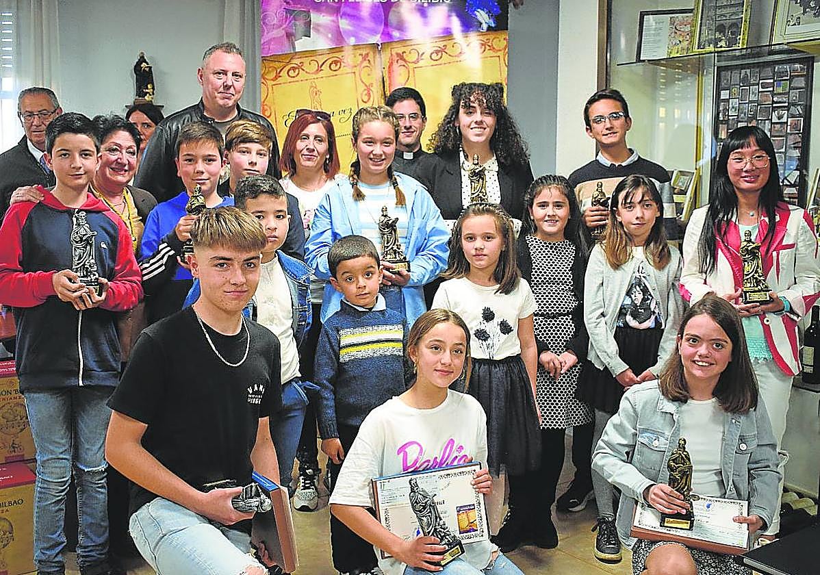 Los premiados en esta edición del concurso encaminado a divulgar la vida del patrón de Haro.