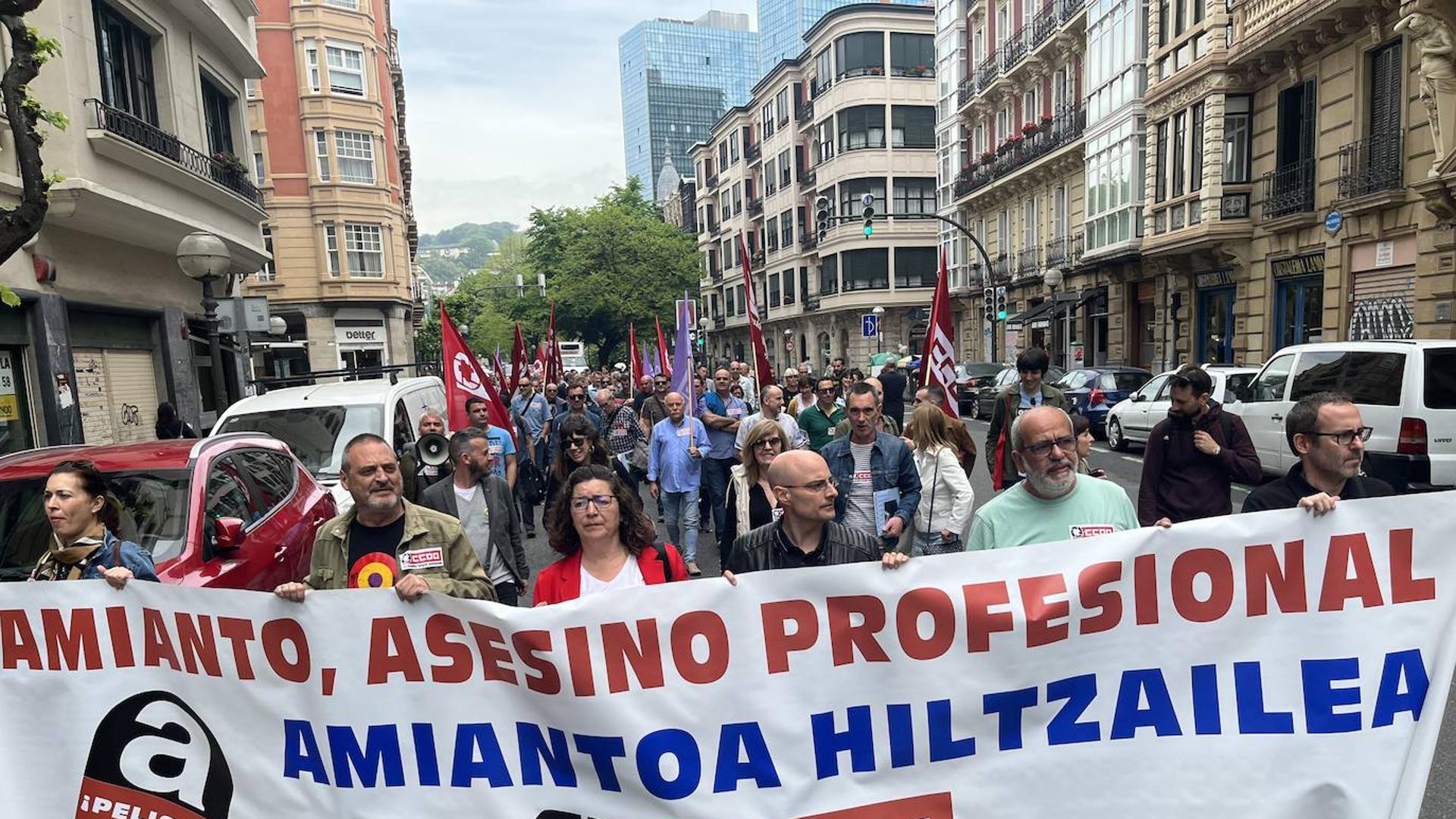CCOO claims with a march in Bilbao the International Day of Occupational Health