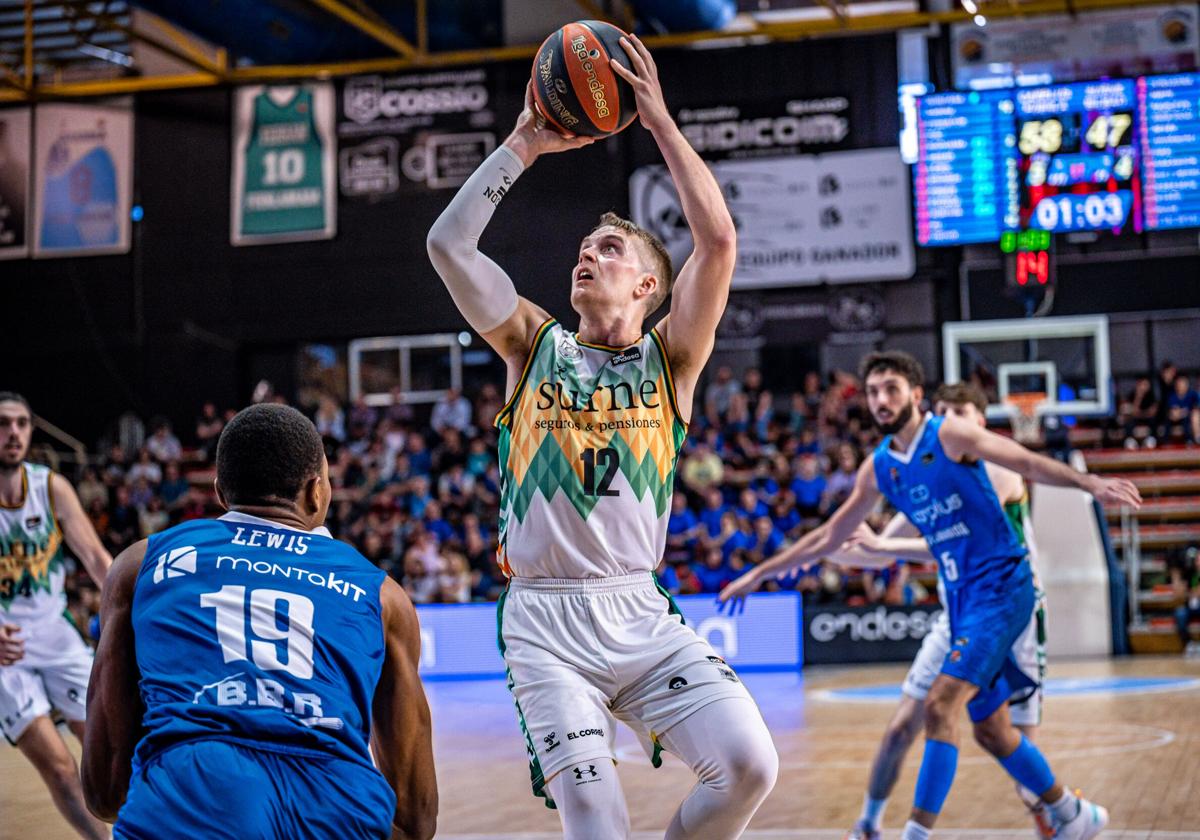 Ludde Hakanson en el partido ante Fuenlabrada.