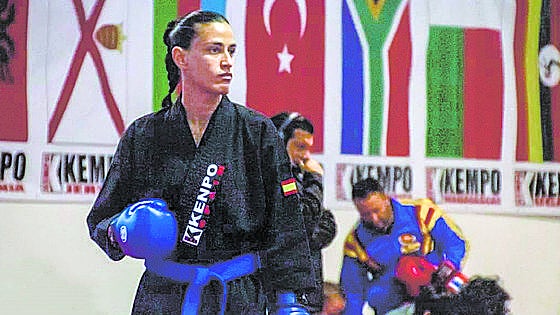 Leire Rato consigue tres oros en el Mundial de kenpo