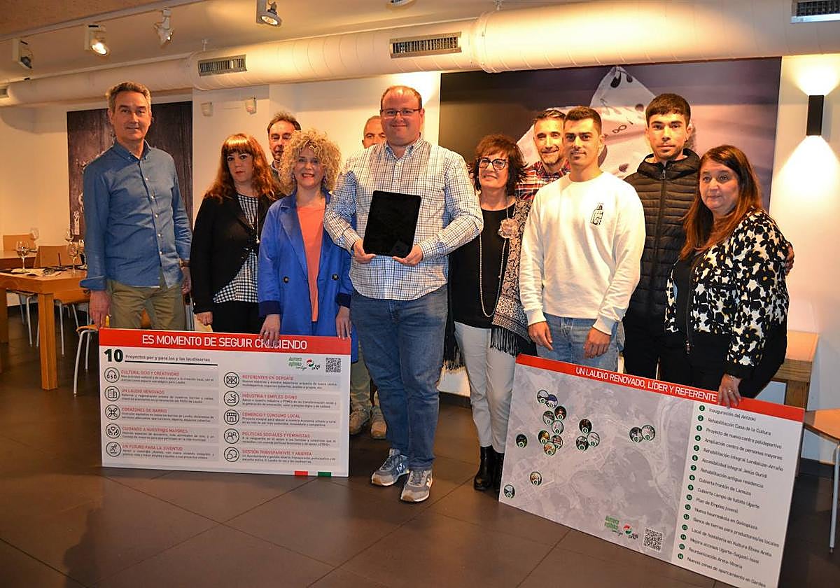 Añibarro consensuará dónde hacer un nuevo polideportivo.