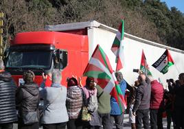 La caravana para el Sahara salió por primera vez de Llodio en 2019.