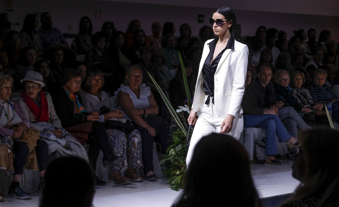 Del &#039;minimal&#039; a las plumas en la Pasarela Gasteiz On