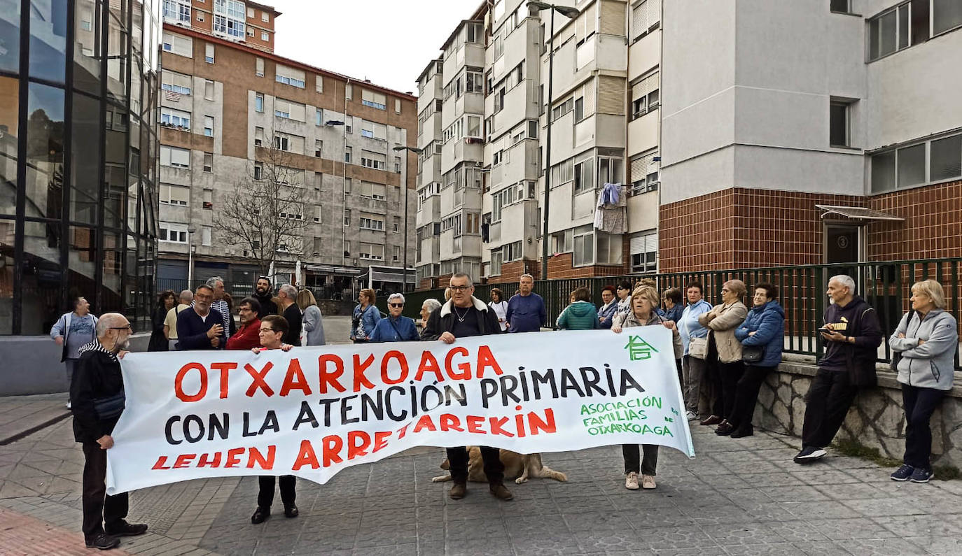 Vecinos en protesta por una mejor sanidad en los barrios