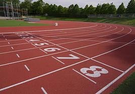 La pista de atletismo de Mendizorroza reabre este jueves sin homologación para competir