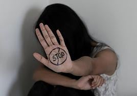 Emakundek sexu-esplotazioaren biktimatzat deklaratuko ditu GKEak detektatzen dituzten emakumeak