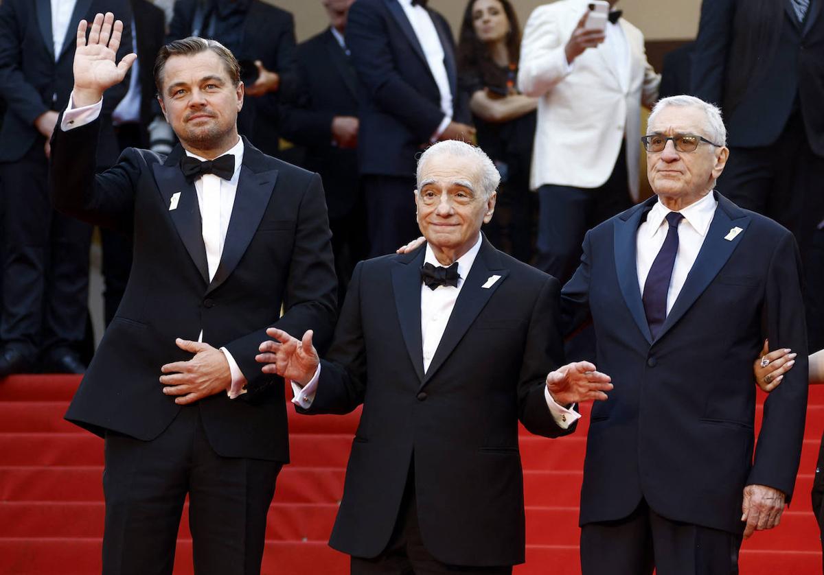 Martin Scorsese, flanqueado por Leonardo DiCaprio y Robert de Niro.