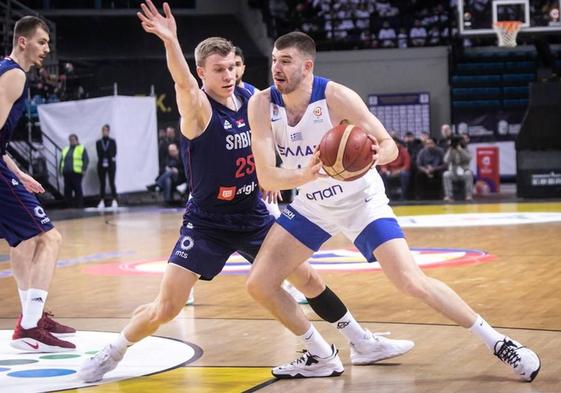 Nikos Rogkavopoulos anotó 28 puntos ante Serbia en las últimas ventanas.