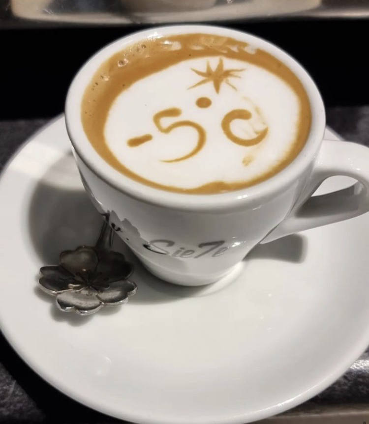 El álbum de las 5.000 &#039;obras de arte&#039; de la barista de Vitoria