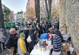 Una de las fiestas organizadas por la asociación Auzo Alai y Bidelagun en el entorno de Madalena