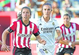 Nahikari, con Peke, en el encuentro entre el Athletic y el Madrid de la primera vuelta.