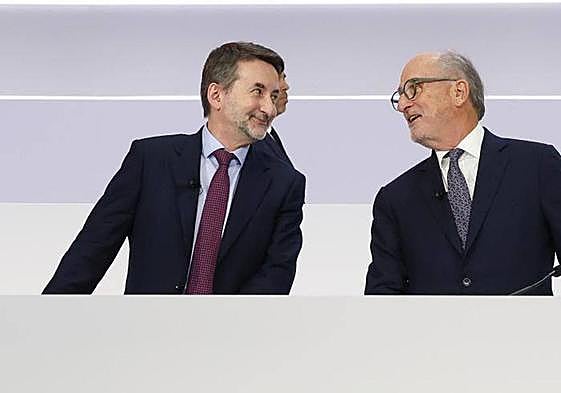 El presidente de Repsol, Antonio Brufau y Josu Jon Imaz, consejero delegado de la compañía.