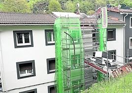 Un total de 15 comunidades de vecinos de Txonta participan en proyectos de rehabilitación.