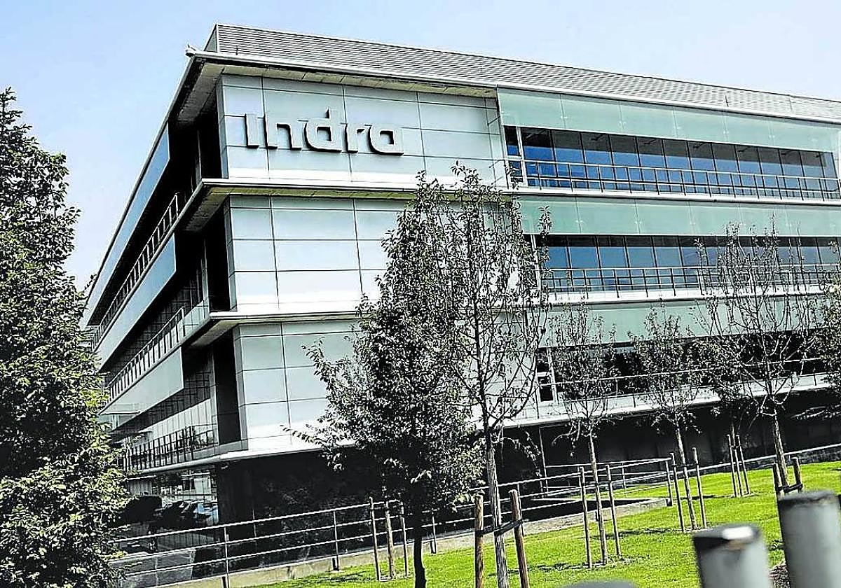 Sede de Indra, la empresa que el Gobierno quiere que tenga un papel clave en la venta de ITP.
