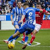 El 1x1 del Alavés-Las Palmas: buen partido de Gorosabel. Y tú, ¿quién crees que ha destacado?