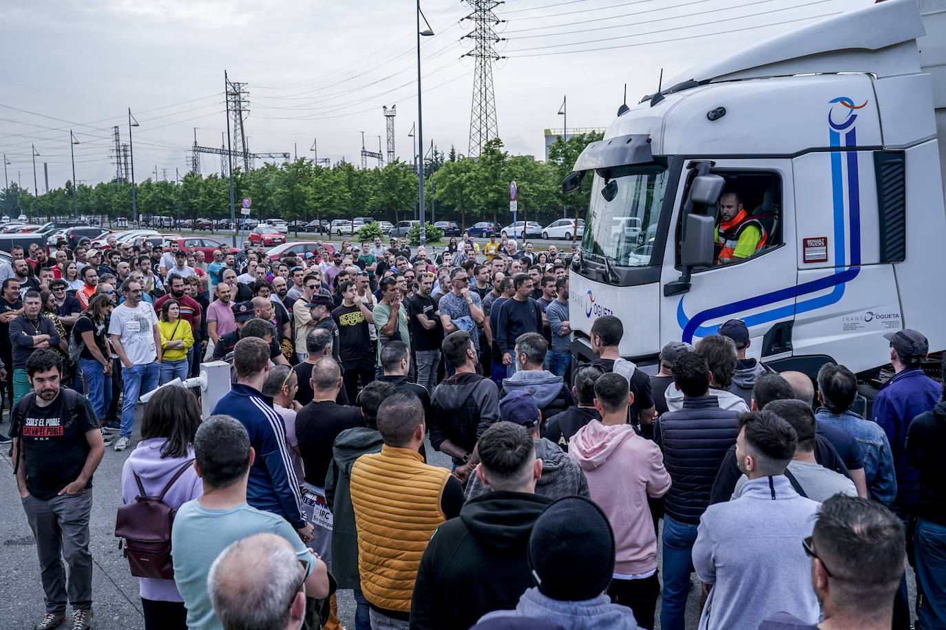 Primera jornada de huelga en la fábrica de Michelin en Vitoria