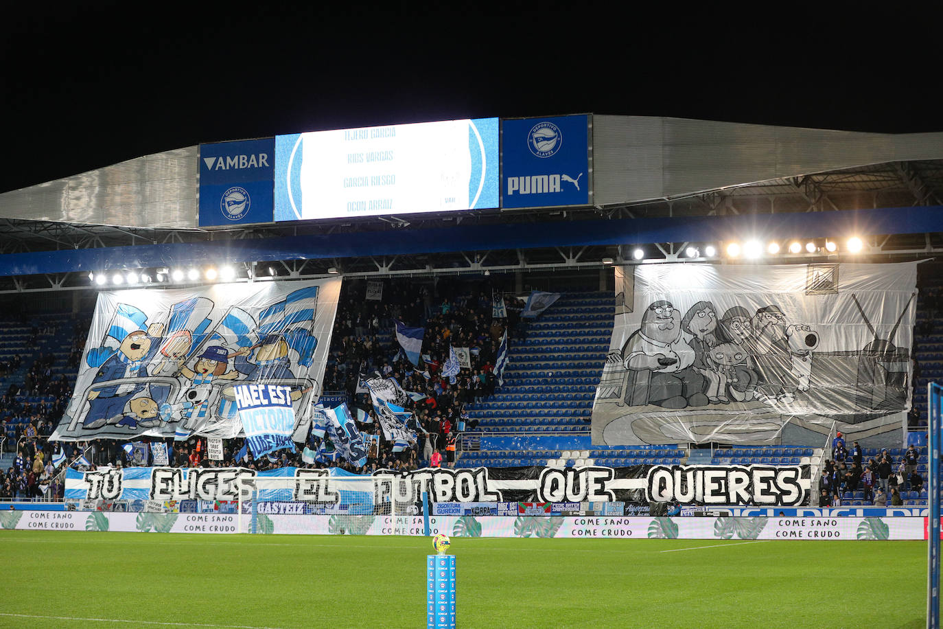 Tifo de Iraultza en el partido contra el Levante.