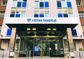 Entrada principal del hospital Vithas Vitoria