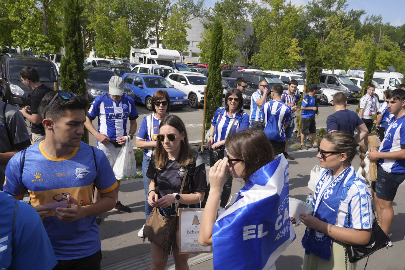 Las mejores fotos de Vitoria y Valencia en la previa del Levante-Alavés