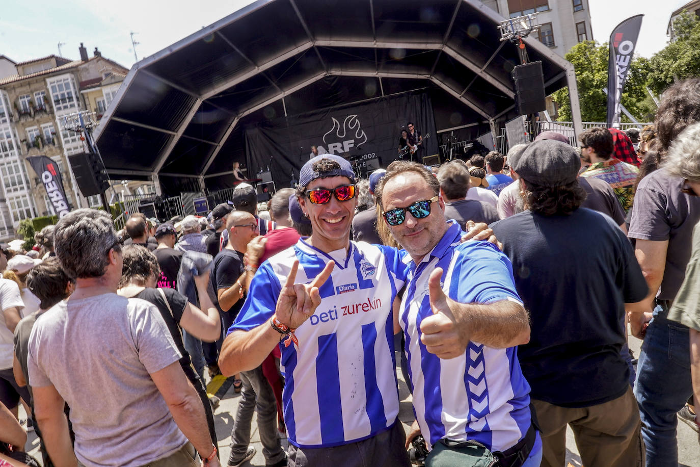 Las mejores fotos de Vitoria y Valencia en la previa del Levante-Alavés