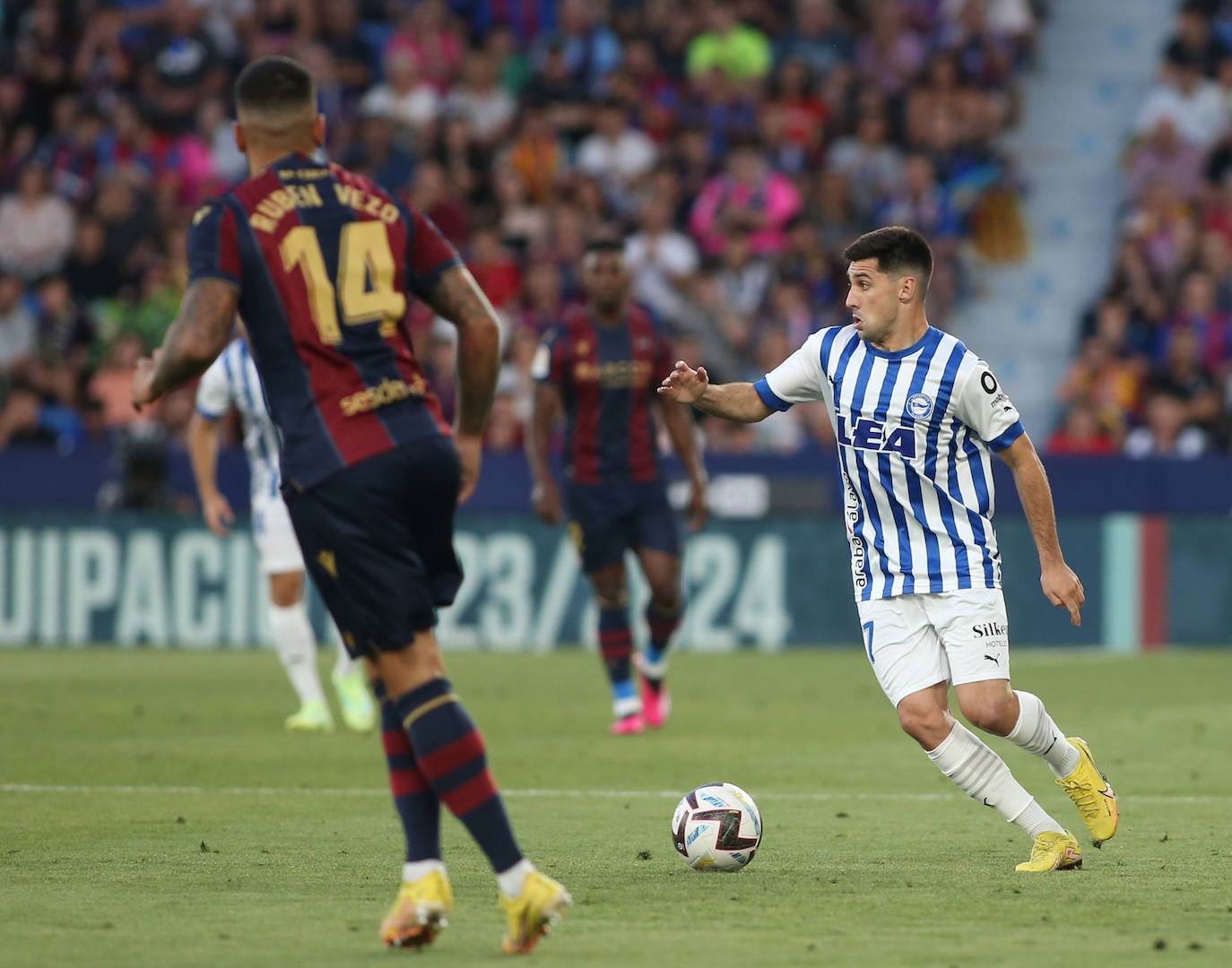 Las mejores fotos del Levante - Alavés