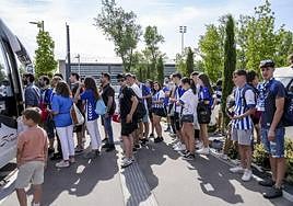 La caravana albiazul ya está en Valencia: «Vamos a ascender»