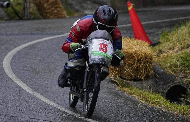 Las imágenes de los valientes y sus goitiberas en Zaldibar