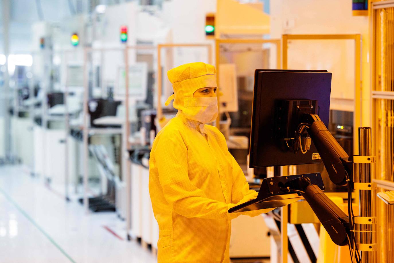 Interior de la fábrica de chips de Infineon en Alemania