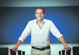 Sémper posa en la sala de prensa de la sede del PP en Madrid, donde se celebró el jueves la entrevista.