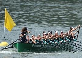 Kaiku le gana la batalla a Zumaia y logra la bandera de Mundaka