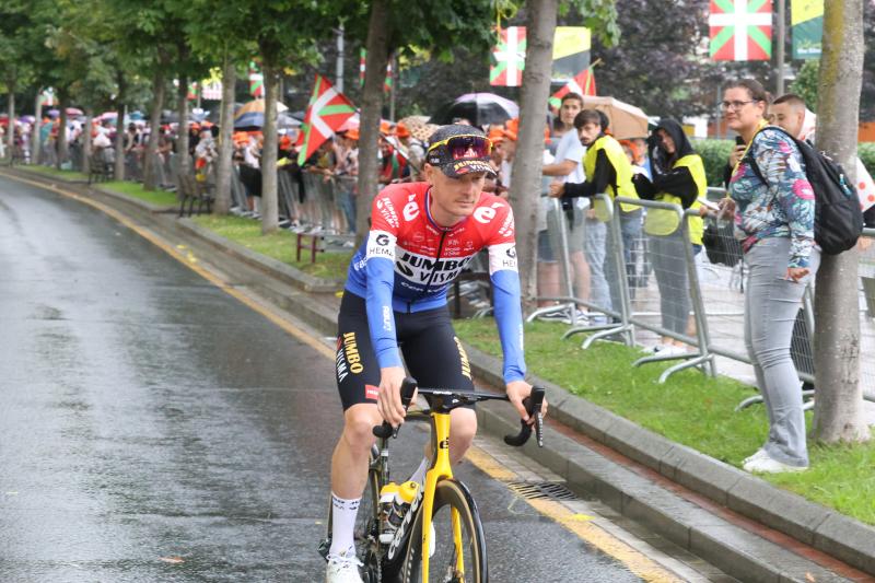 Bilbao descorcha la fiesta del Tour con la presentacion de equipos