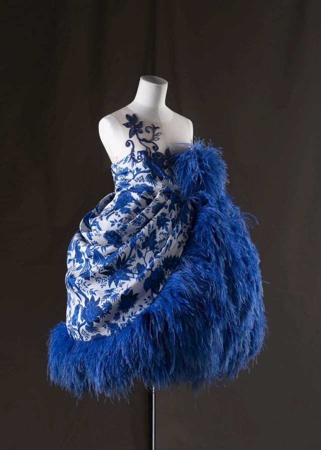 El Museo Balenciaga expone la primera antología del diseñador Josep Font