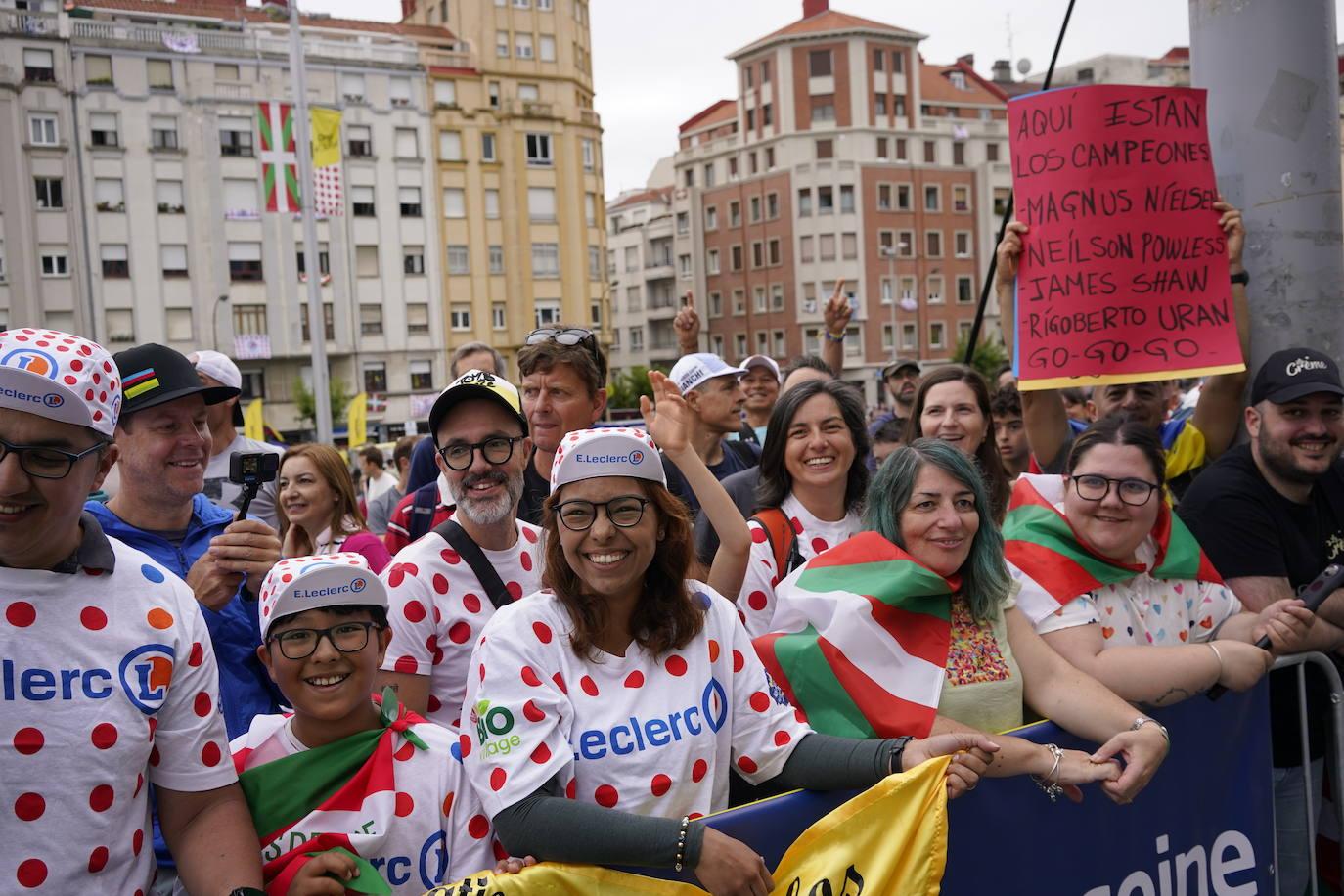 Espectacular ambiente en Bizkaia por la primera etapa del Tour