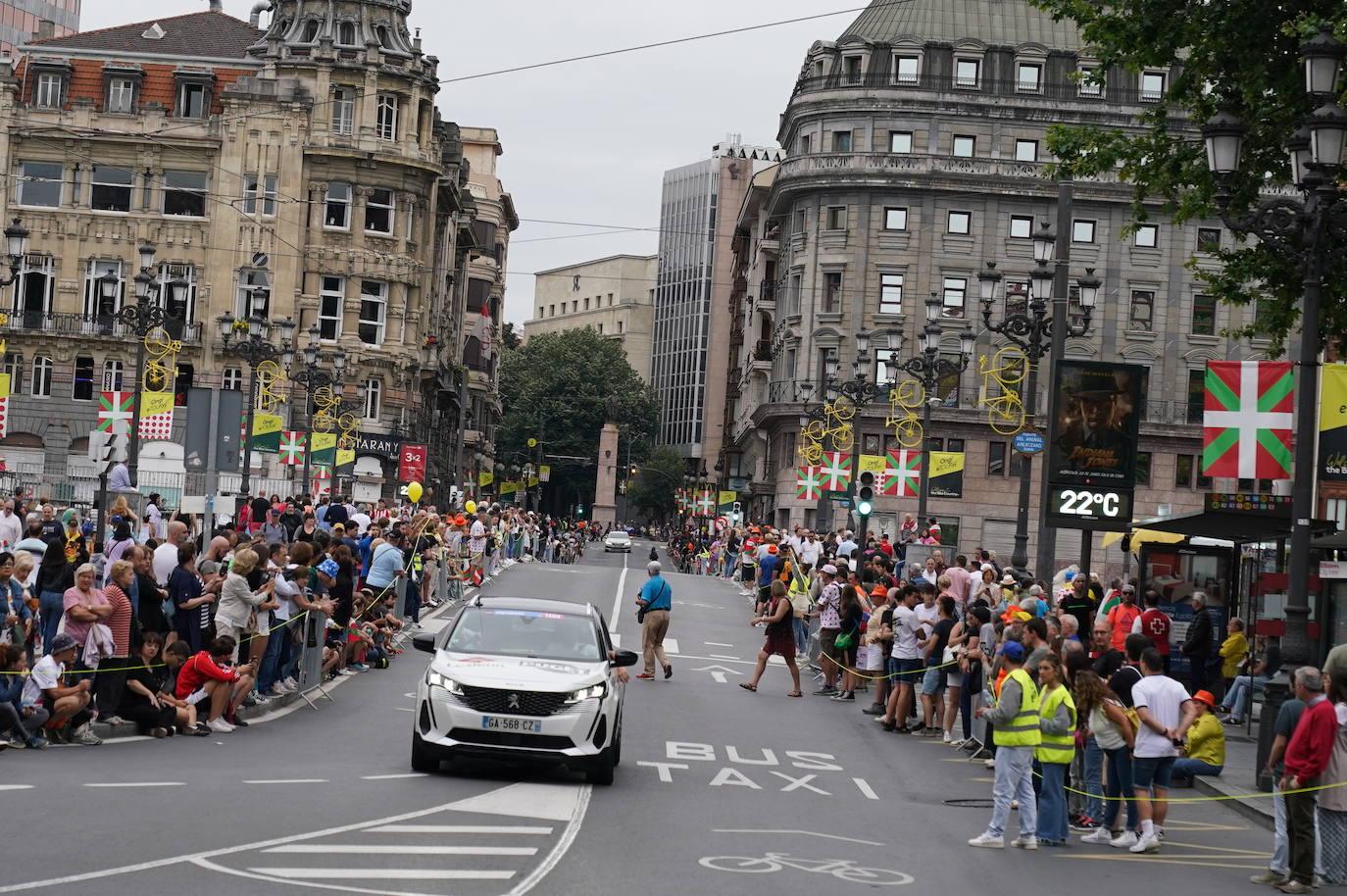 Espectacular ambiente en Bizkaia por la primera etapa del Tour