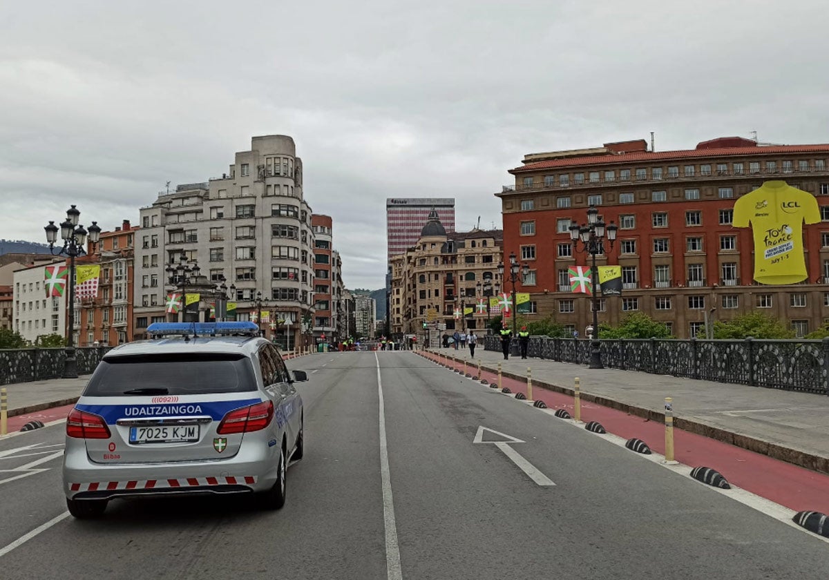 Espectacular ambiente en Bizkaia por la primera etapa del Tour