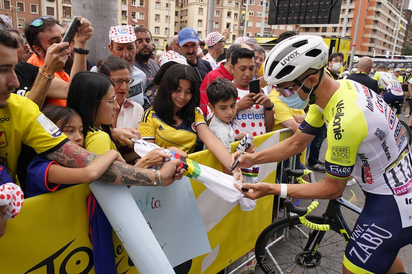 Espectacular ambiente en Bizkaia por la primera etapa del Tour