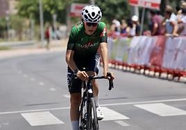 Markel Beloki ha cruzado la meta en segundo lugar.